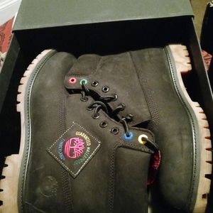 Timberland Premium 6 in Waterproof Black Nubuck